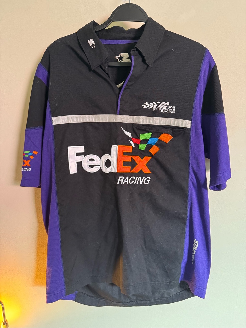 STARTER Joe Gibbs FedEx Racing Polo in Black and Purple with Multicolor Logo